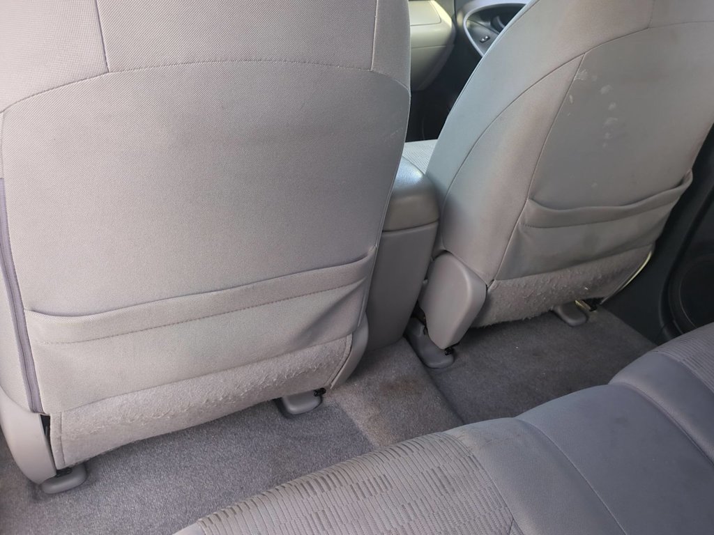 Thumbnail: 2010 Toyota RAV4 - 27