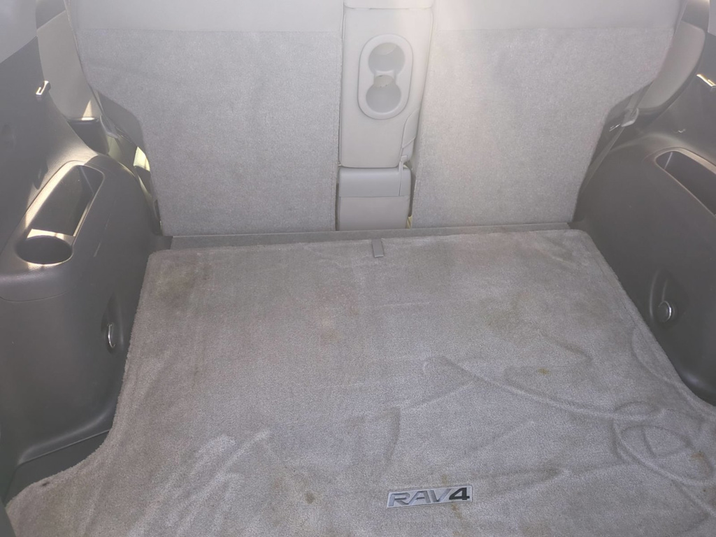 Thumbnail: 2010 Toyota RAV4 - 17