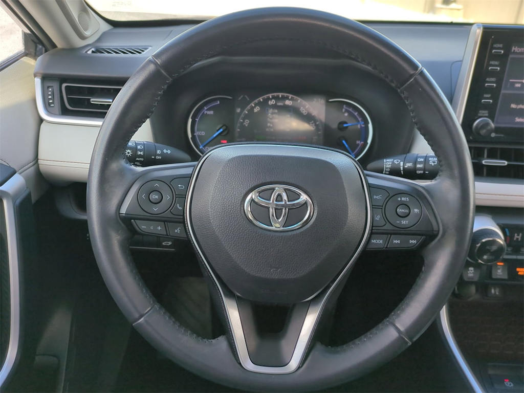 2019 Toyota RAV4 Limited 14