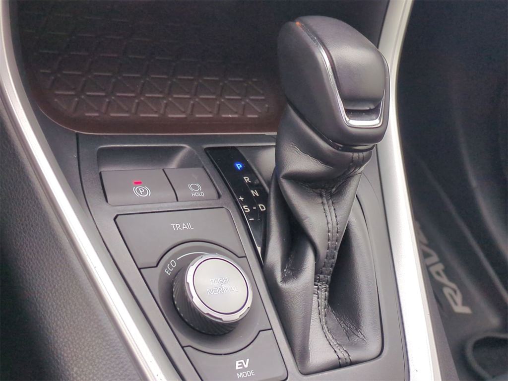 Thumbnail: 2019 Toyota RAV4 - 37