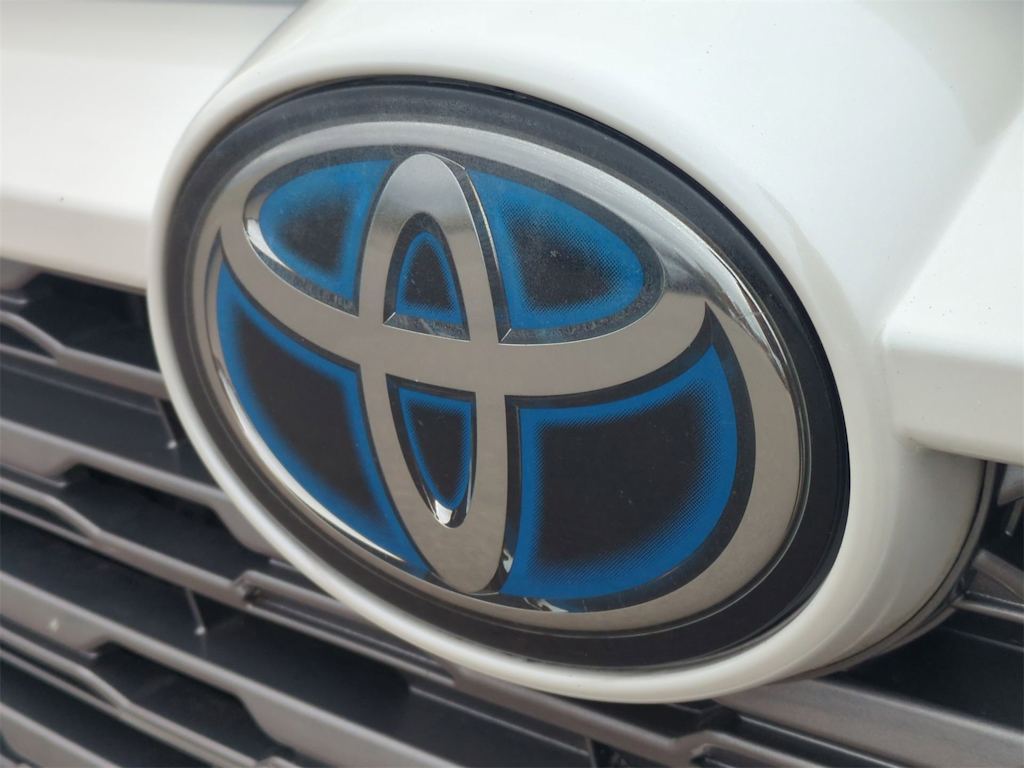 Thumbnail: 2019 Toyota RAV4 - 7