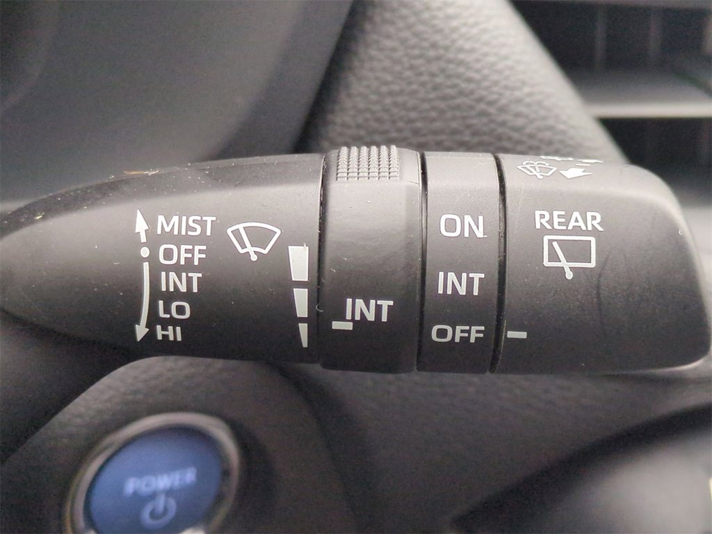 Thumbnail: 2019 Toyota RAV4 - 33