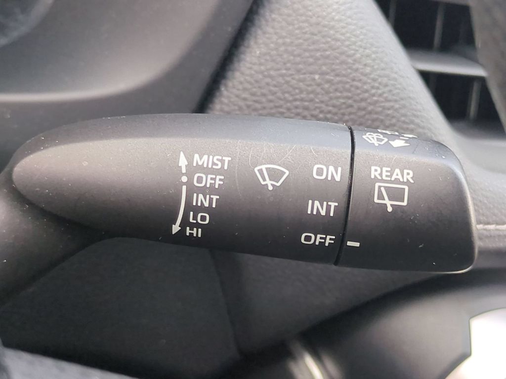 Thumbnail: 2019 Toyota RAV4 - 30