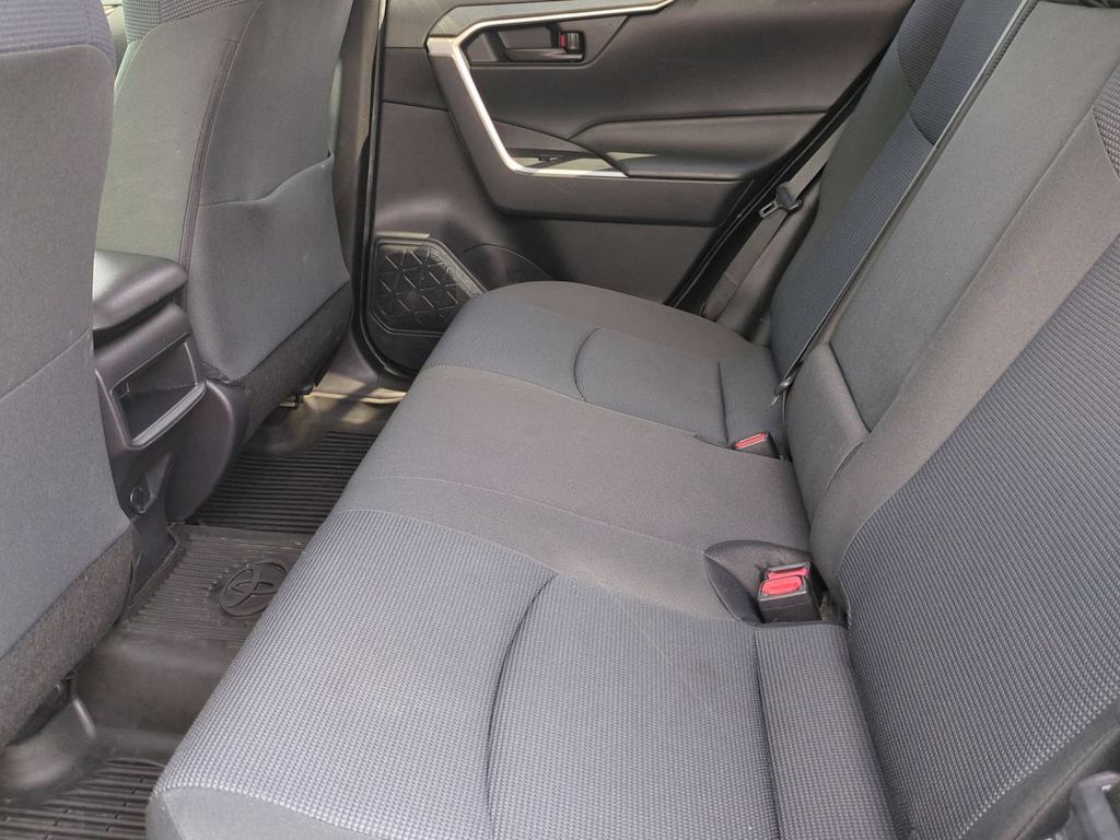 Thumbnail: 2019 Toyota RAV4 - 12