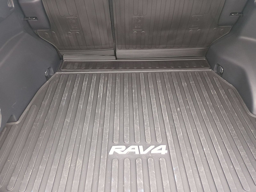 Thumbnail: 2025 Toyota RAV4 - 17