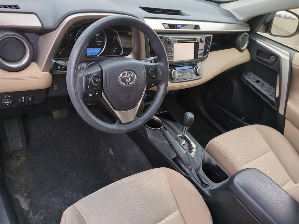 2013 Toyota RAV4 XLE 2