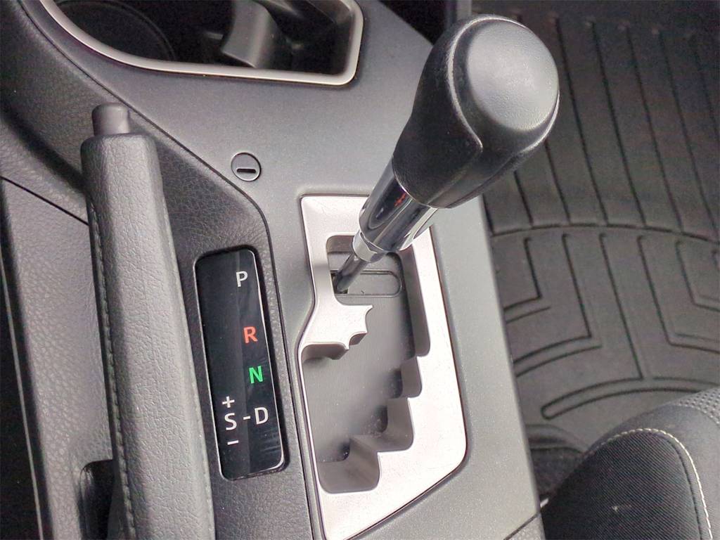 2018 Toyota RAV4 XLE 15