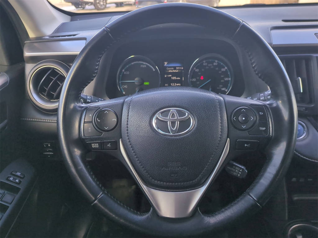Thumbnail: 2018 Toyota RAV4 - 13