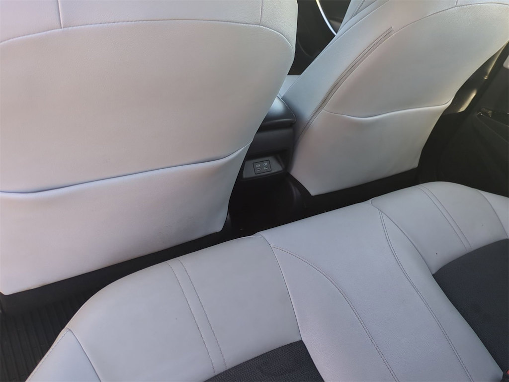 Thumbnail: 2023 Toyota Corolla - 27