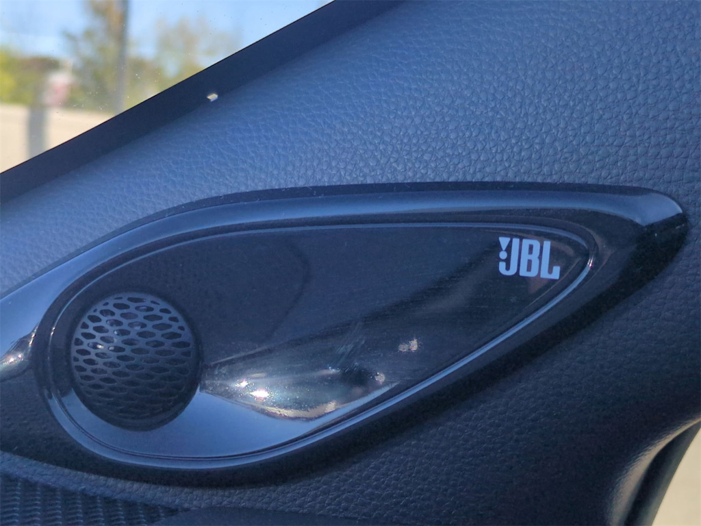 Thumbnail: 2023 Toyota Corolla - 33