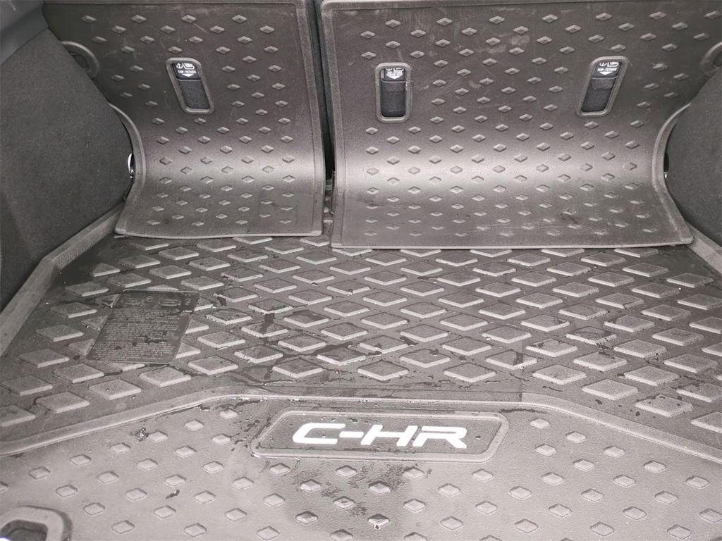 2021 Toyota C-HR Limited 17