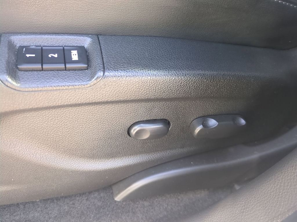 Thumbnail: 2018 Buick Encore - 26