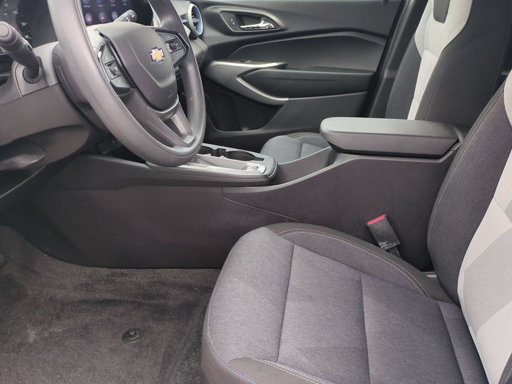 Thumbnail: 2024 Chevrolet Trax - 10