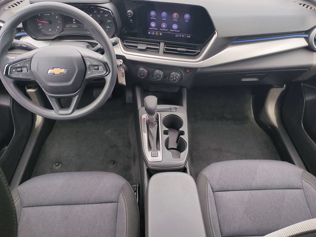 Thumbnail: 2024 Chevrolet Trax - 9