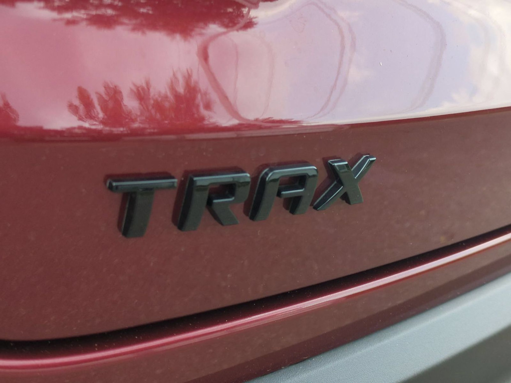 Thumbnail: 2025 Chevrolet Trax - 25
