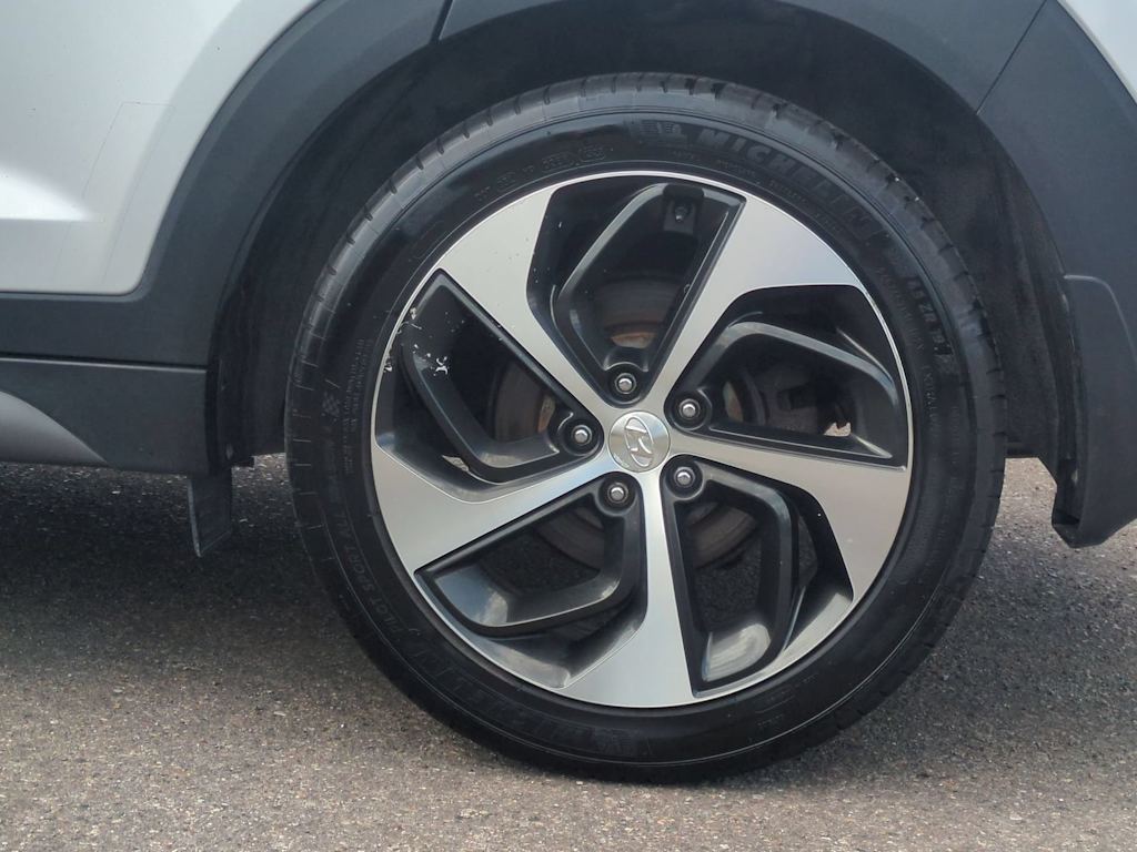 Thumbnail: 2016 Hyundai Tucson - 7
