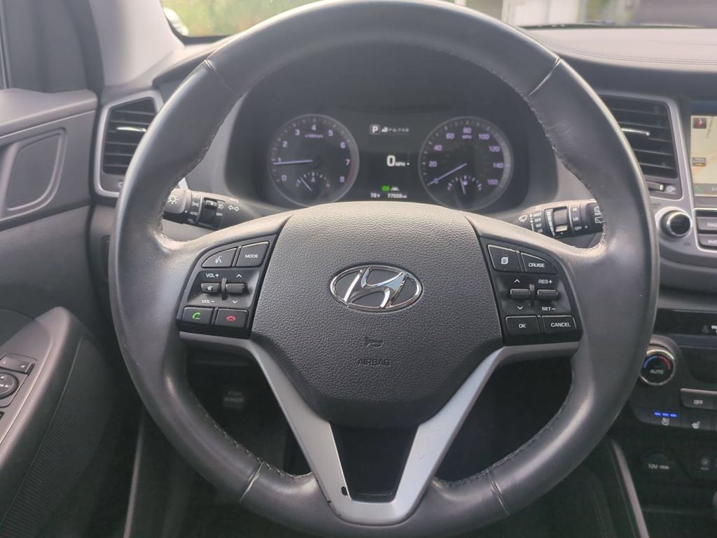 Thumbnail: 2016 Hyundai Tucson - 12