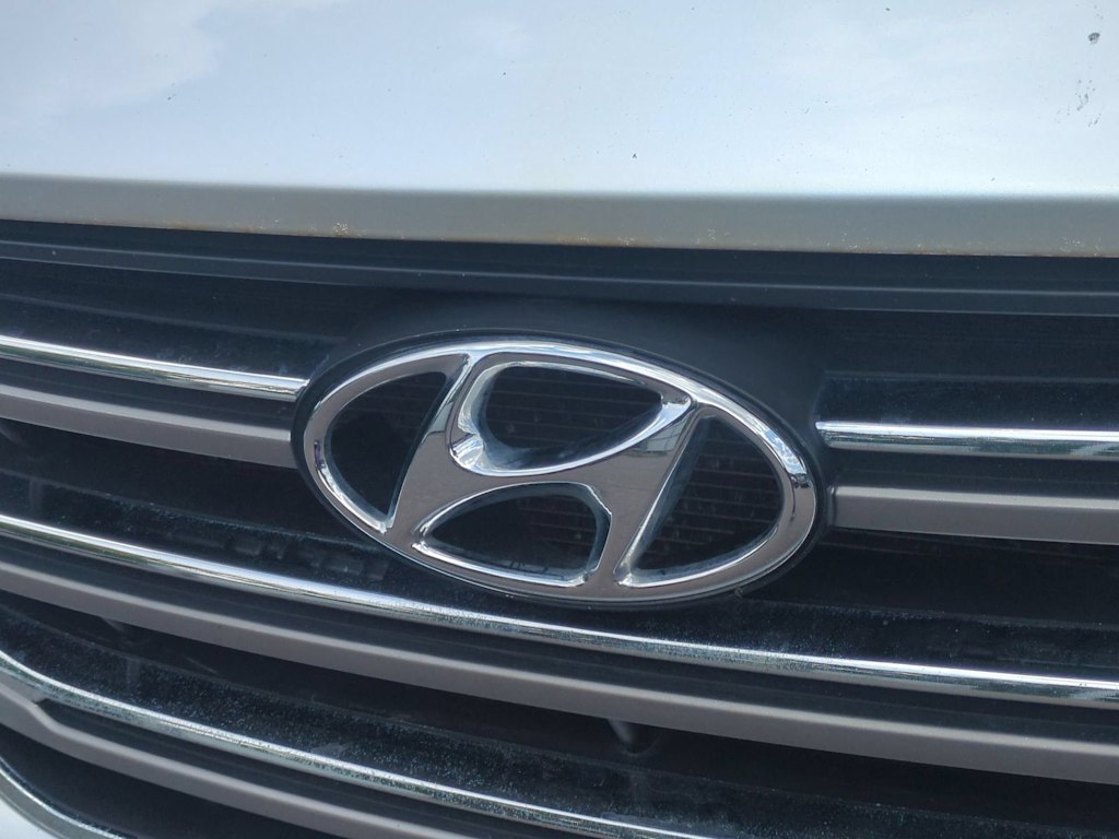 Thumbnail: 2016 Hyundai Tucson - 6