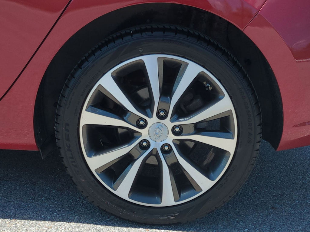 Thumbnail: 2018 Hyundai Elantra - 8