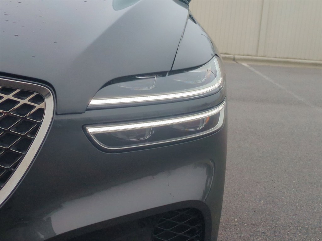 Thumbnail: 2025 Genesis GV70 - 23