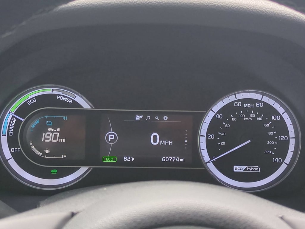 Thumbnail: 2018 Kia Niro - 16