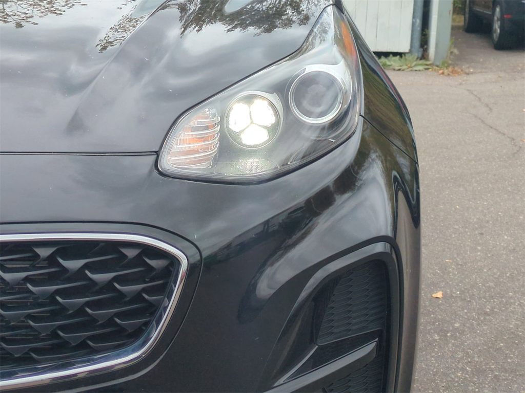 Thumbnail: 2021 Kia Sportage - 24