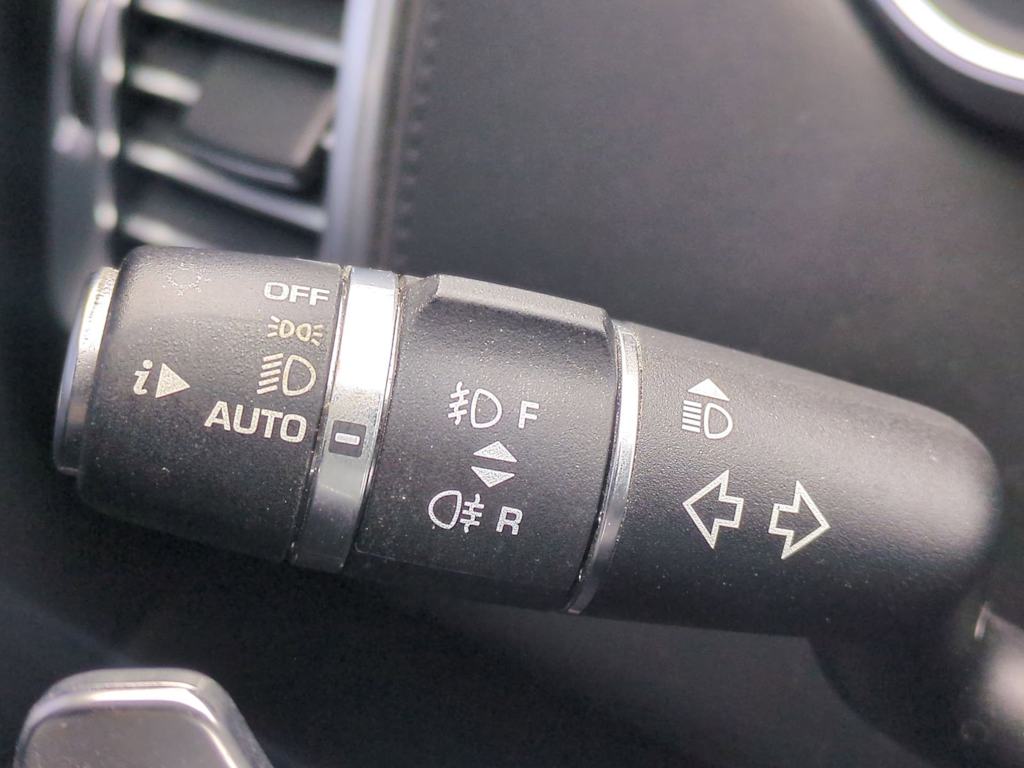 Thumbnail: 2017 Land Rover Range Rover - 31