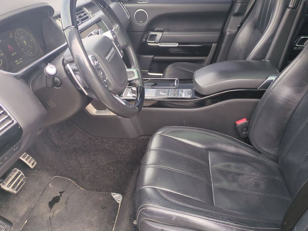 Thumbnail: 2017 Land Rover Range Rover - 10