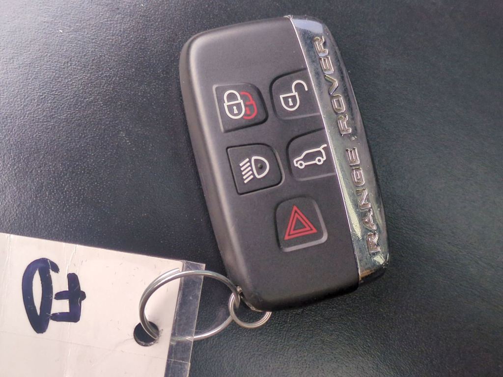 Thumbnail: 2017 Land Rover Range Rover - 17