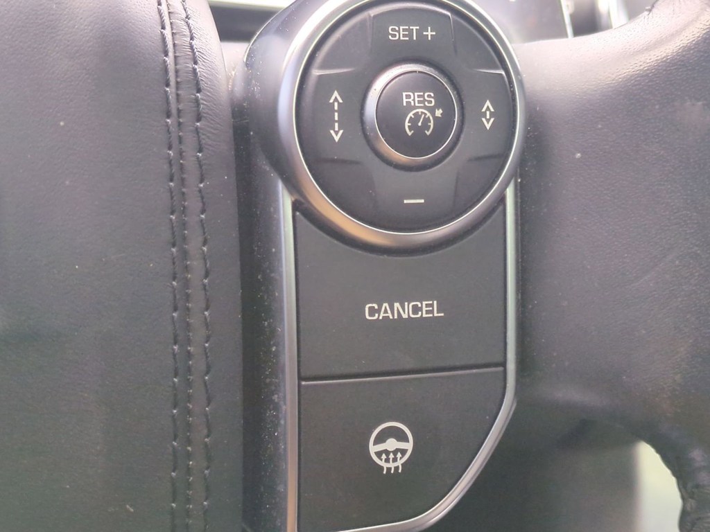 Thumbnail: 2017 Land Rover Range Rover - 30