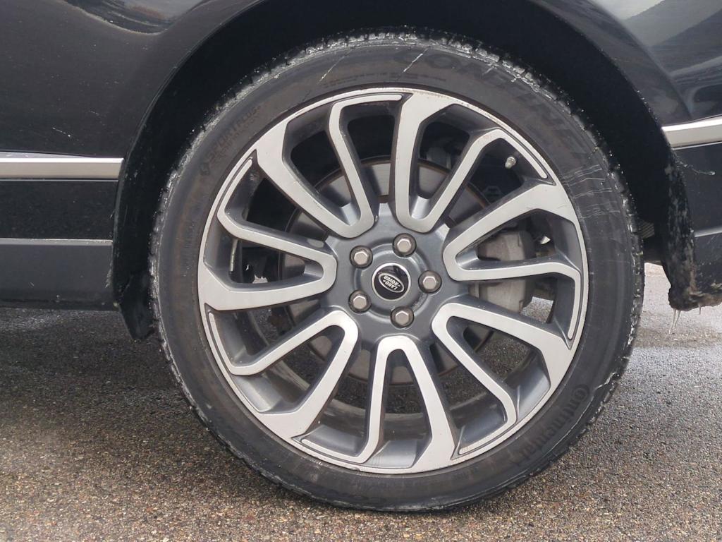 Thumbnail: 2017 Land Rover Range Rover - 8