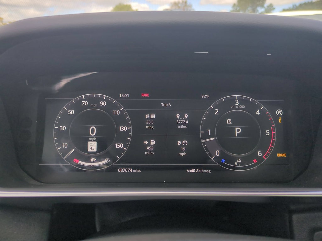 Thumbnail: 2018 Land Rover Range Rover Sport - 35