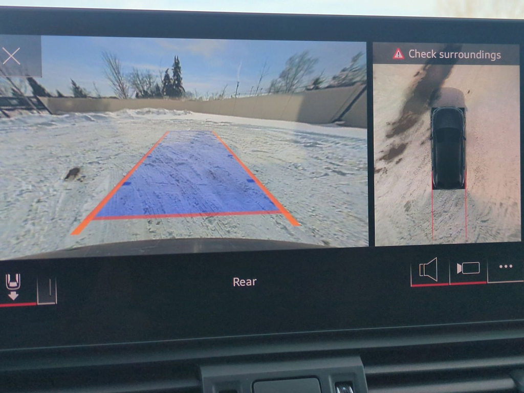 Thumbnail: 2021 Audi Q5 - 32