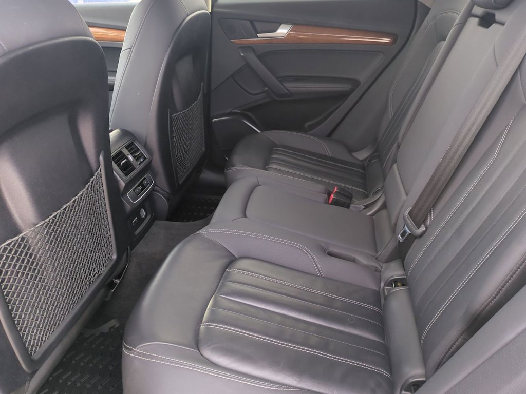 Thumbnail: 2021 Audi Q5 - 12