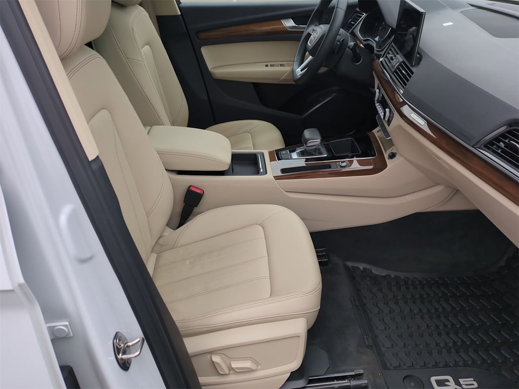 2022 Audi Q5 Premium 10