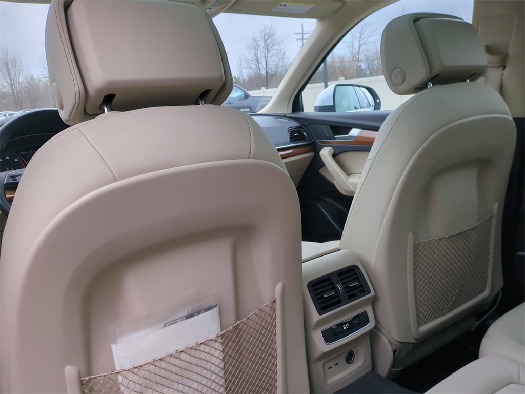 2022 Audi Q5 Premium 27