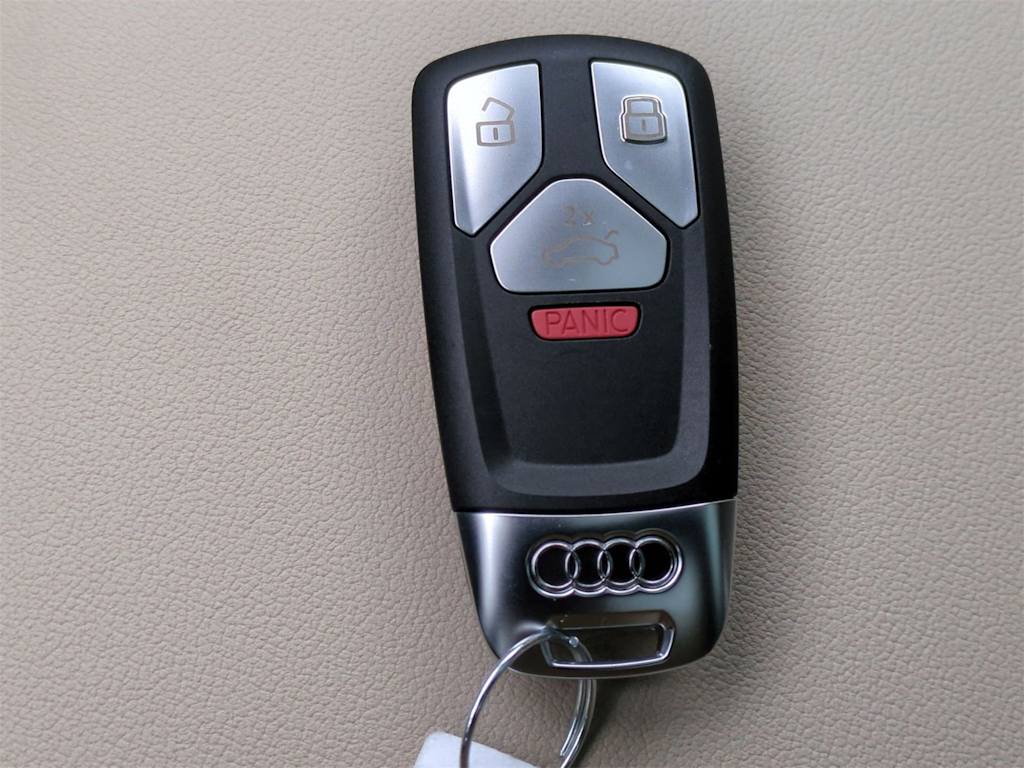2022 Audi Q5 Premium 17