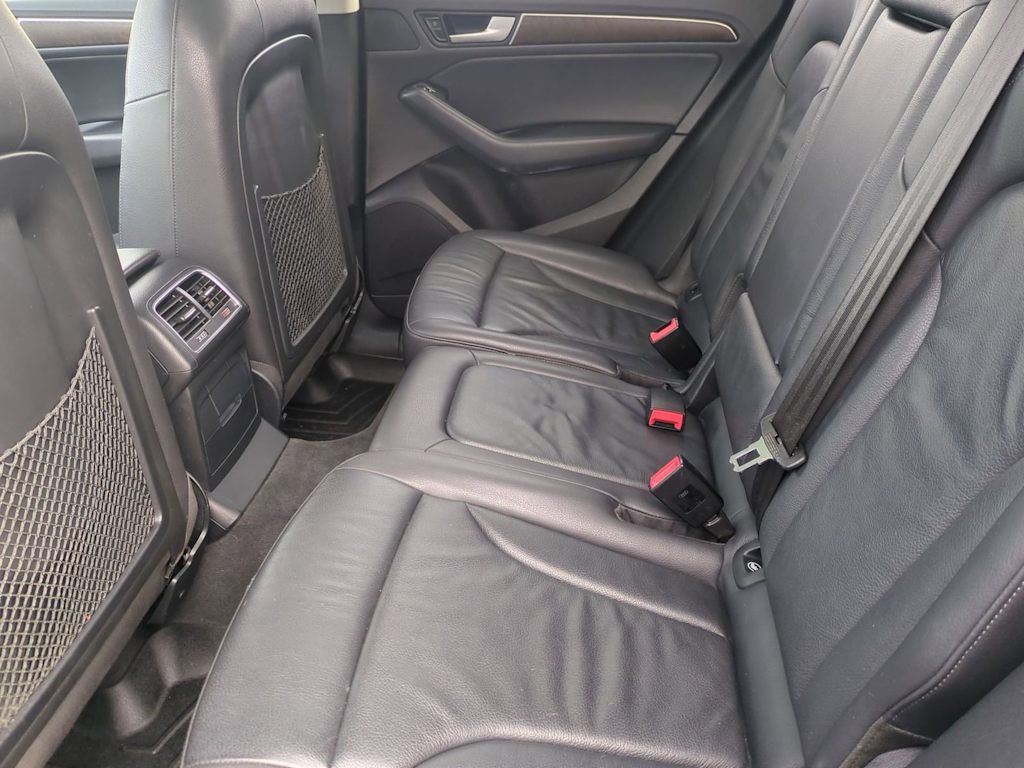 Thumbnail: 2014 Audi Q5 - 12