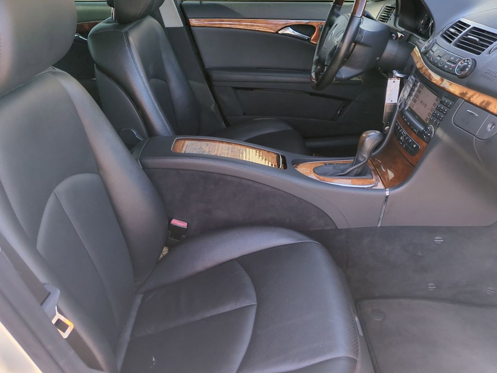 Thumbnail: 2006 Mercedes-Benz E-Class - 11