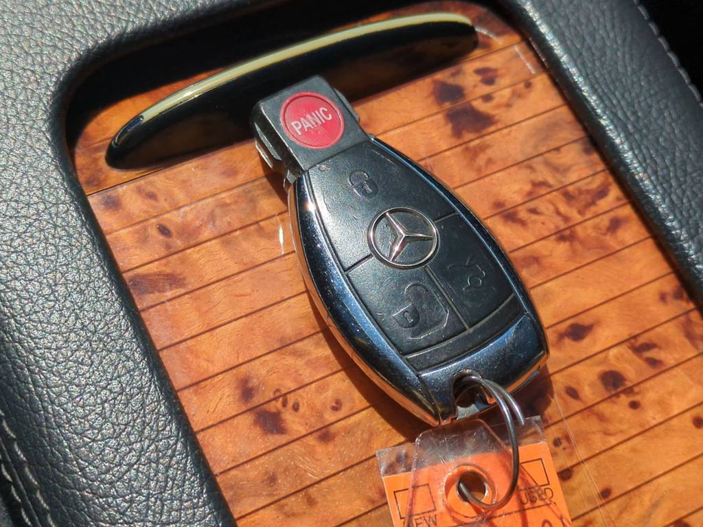 Thumbnail: 2006 Mercedes-Benz E-Class - 18