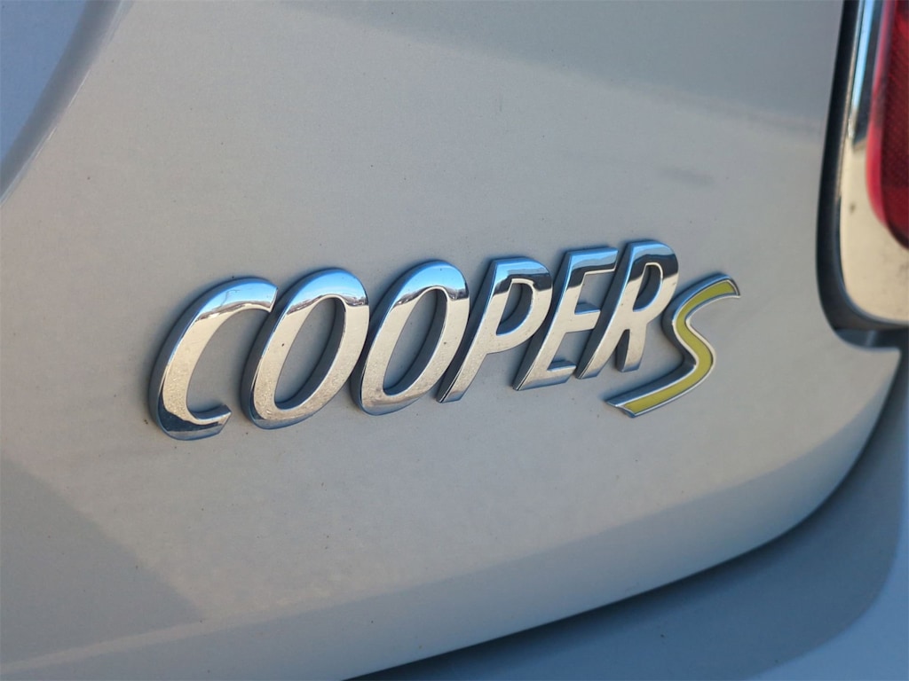 Thumbnail: 2023 MINI Cooper - 22