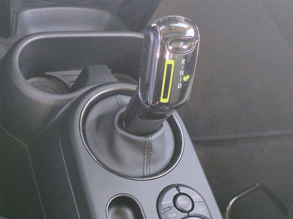 Thumbnail: 2023 MINI Cooper - 13