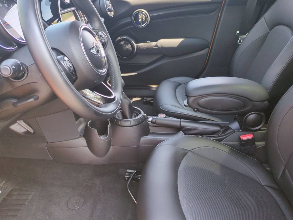 Thumbnail: 2015 MINI Cooper - 10
