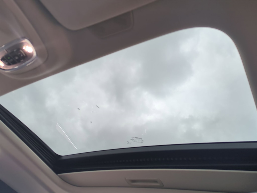 Thumbnail: 2017 Volvo S90 - 27