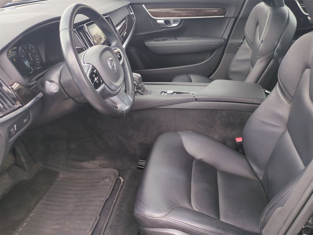 Thumbnail: 2017 Volvo S90 - 9