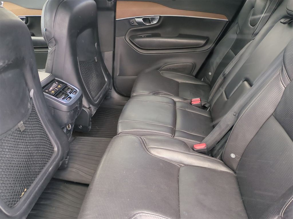 Thumbnail: 2016 Volvo XC90 - 12