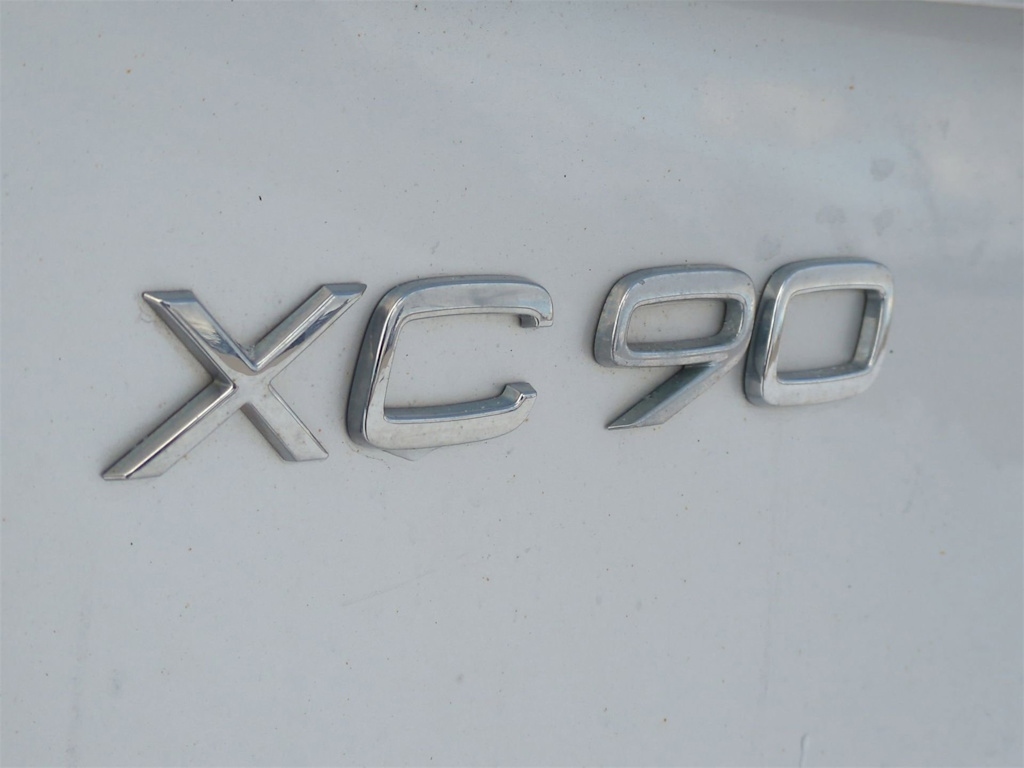 Thumbnail: 2016 Volvo XC90 - 25