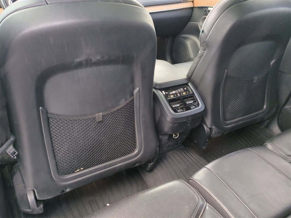 Thumbnail: 2016 Volvo XC90 - 27