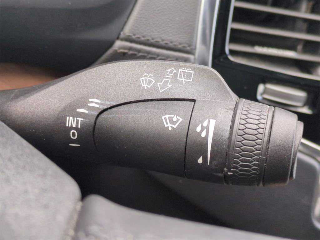 Thumbnail: 2016 Volvo XC90 - 15