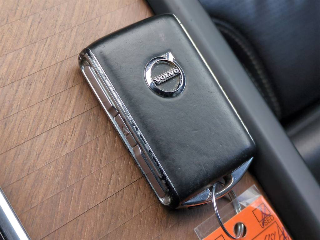 Thumbnail: 2016 Volvo XC90 - 18